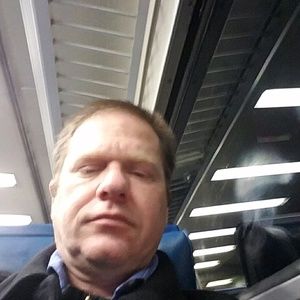 Meet your Posher, Thomas